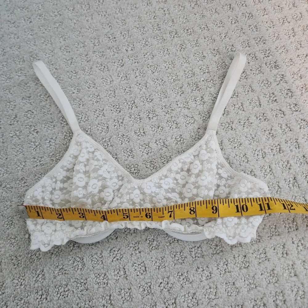 Olga Vintage White Floral Lace Underwire Bra Adjustable Straps size 34A